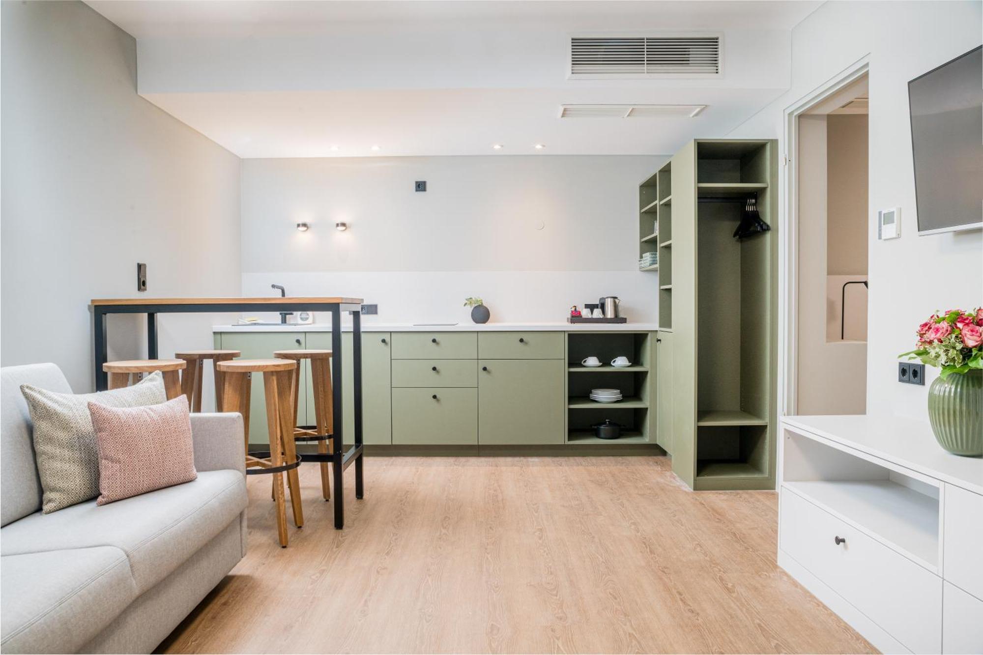 Koos Hotel&apartments - 4*